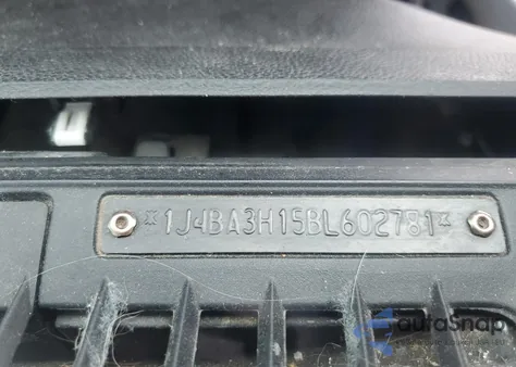 2011 Jeep Wrangler Unlimited Sport z USA, uszkodzony, nr VIN 1J4BA3H15BL602781